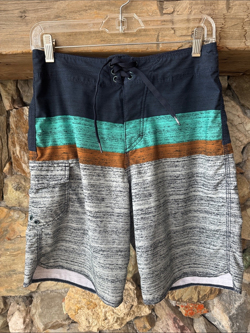Vans Era 4-Way Stretch Board Shorts Men’s 28 Striped Swim Trunks